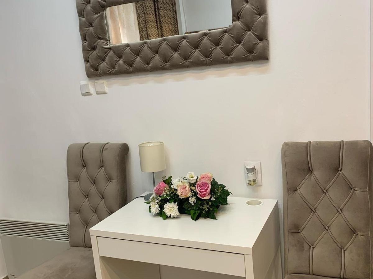 Guesthouse Vladimir & Ana Pancevo Ngoại thất bức ảnh