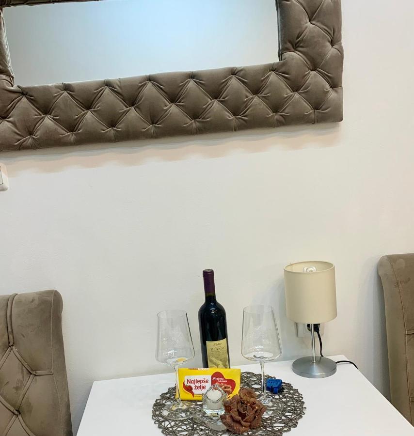 Guesthouse Vladimir & Ana Pancevo Ngoại thất bức ảnh