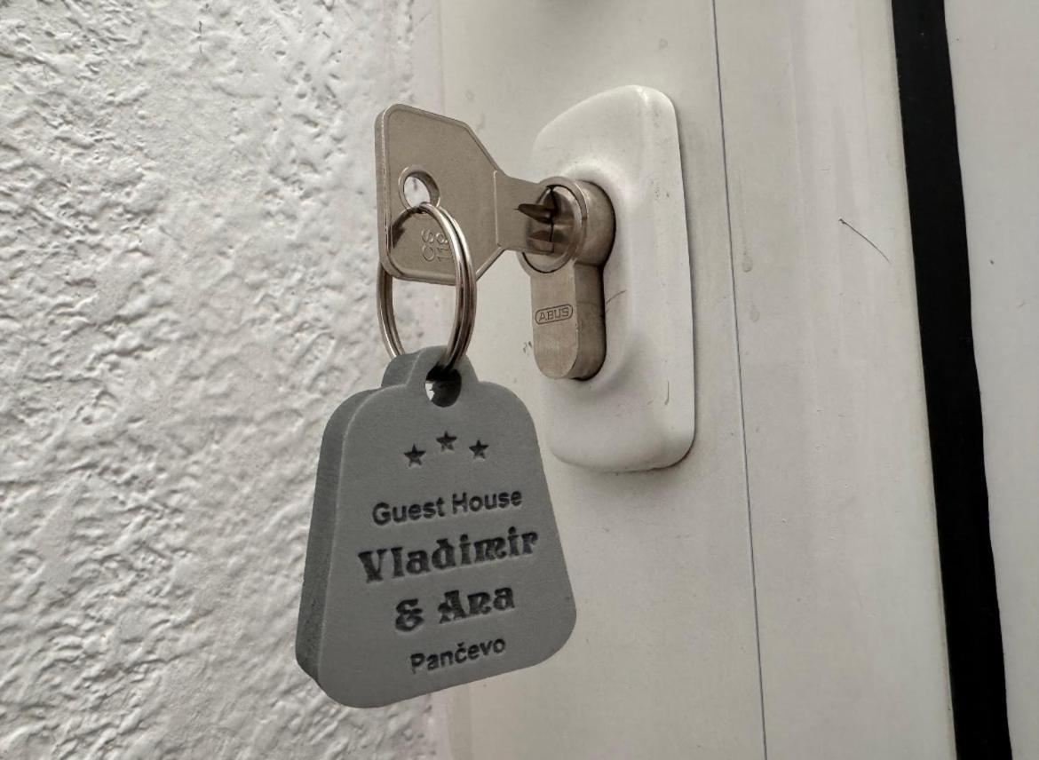 Guesthouse Vladimir & Ana Pancevo Ngoại thất bức ảnh